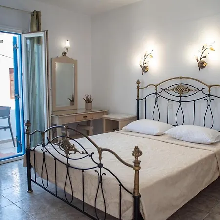 Deep Blue Agios Prokopios (Naxos)